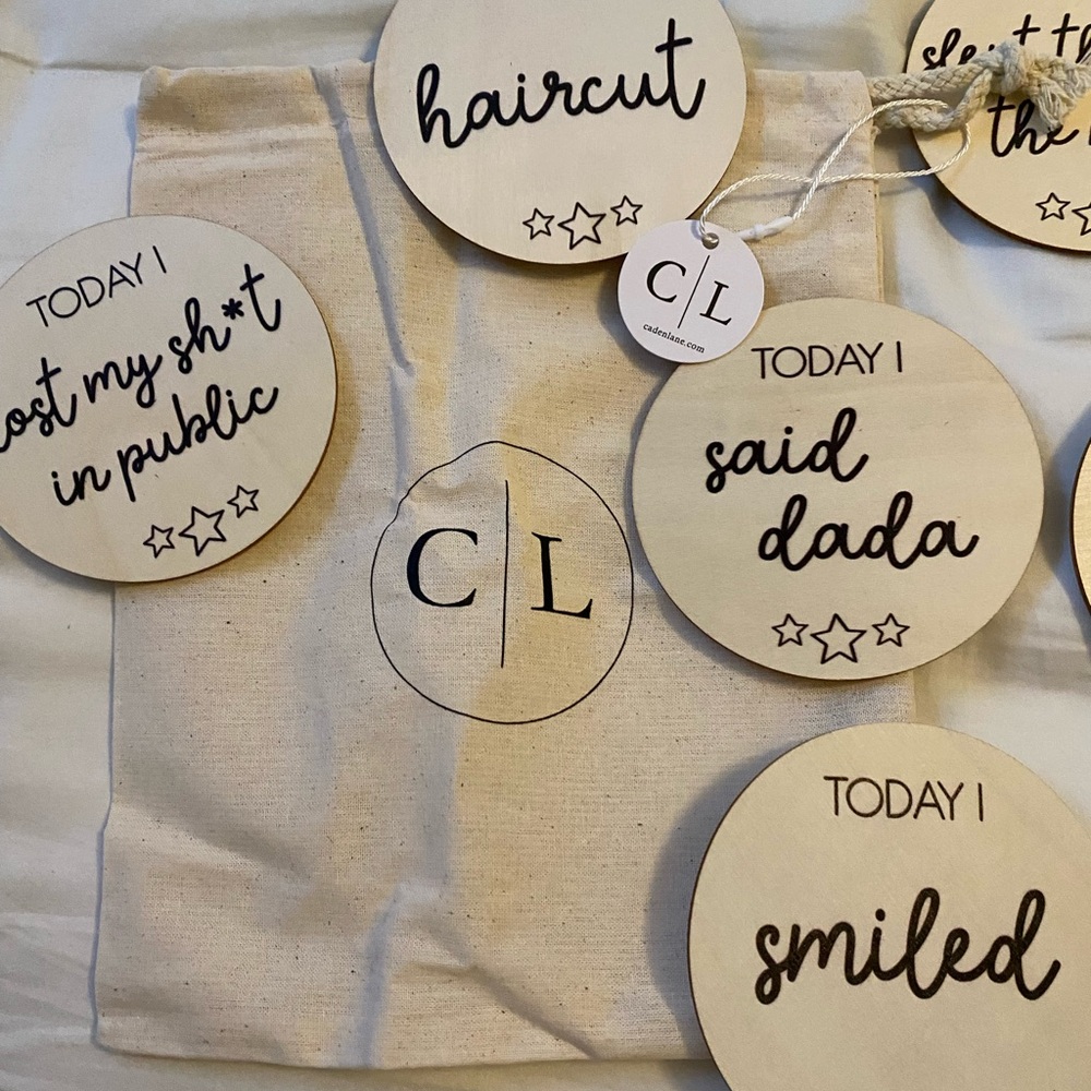 Baby FUN Milestone Wooden Discs - Picture 4 of 4